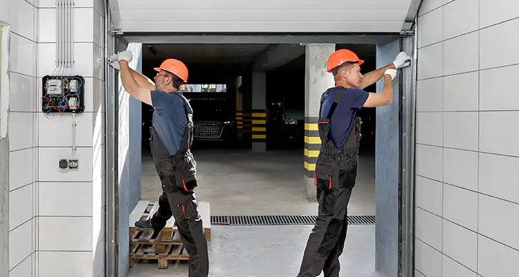 Repair Garage Door Roller Off Track in Wekiwa Springs, FL