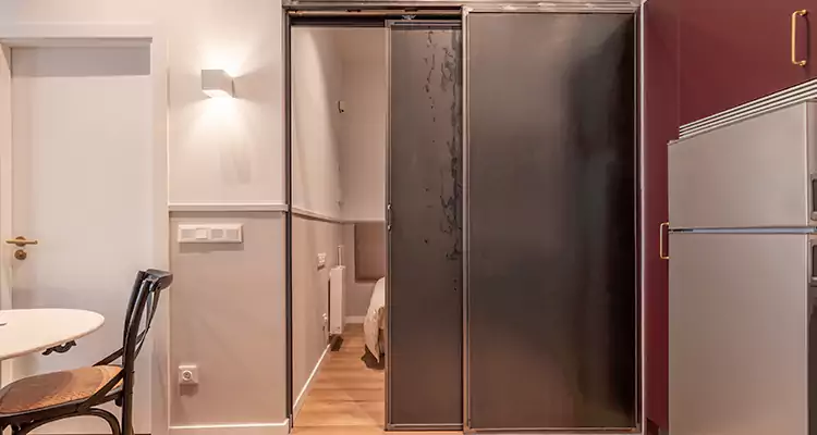 We Fix Closet Sliding Door in Wekiwa Springs, FL 