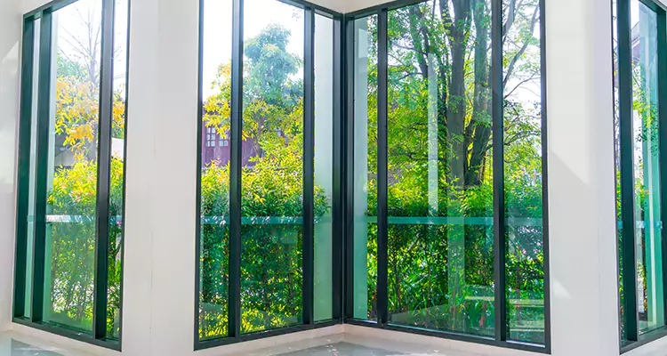 Emergency Balcony Door Glass Repair in Wekiwa Springs, FL