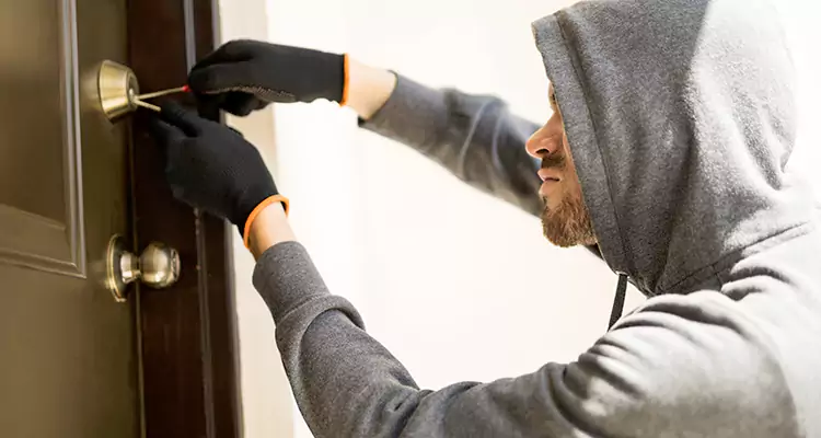 Emergency Motel Lock Repairs—Available 24/7 in Wekiwa Springs, FL