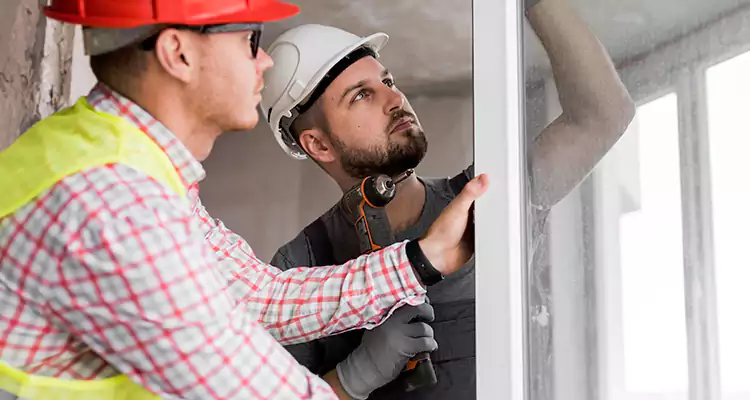 Sliding Patio Door Sticking? Expert Repair in Wekiwa Springs, FL.