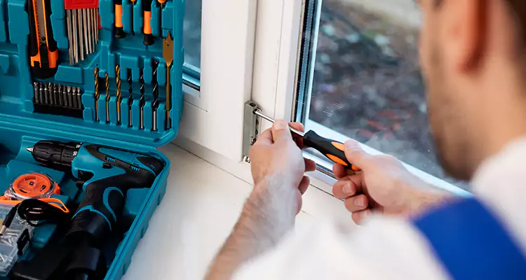 Mirrored Sliding Doors Replacement Expert in Wekiwa Springs, FL